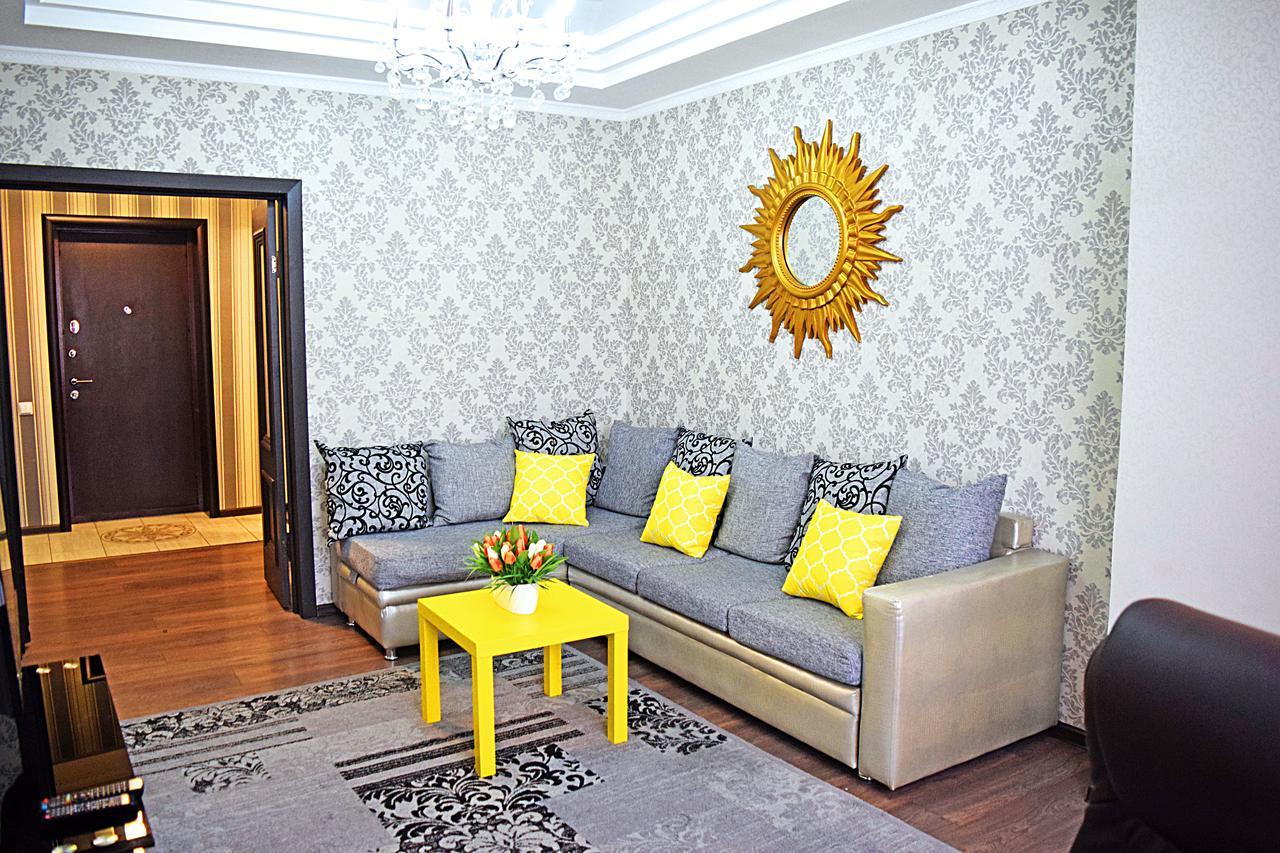 Cozyart Apartment Bişkek Dış mekan fotoğraf